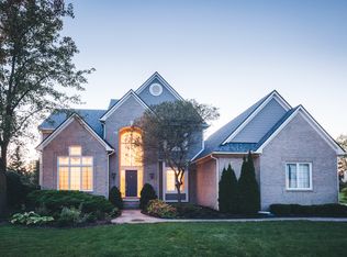 48251 Whitney Ct, Canton, MI 48187
