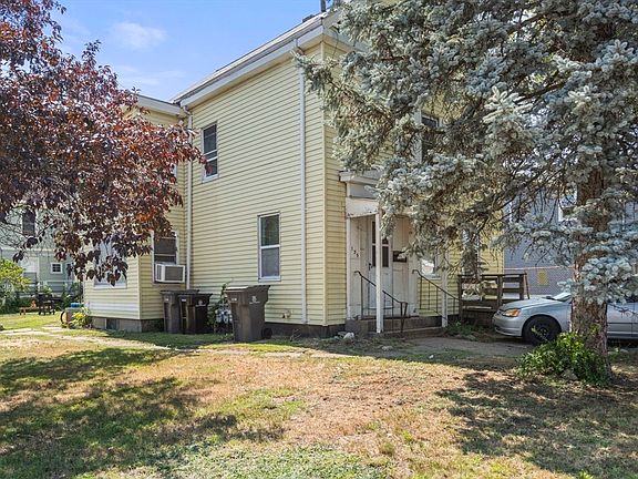 4th image of 135 Irving St