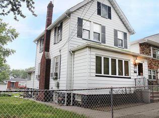 12 Whitaker Pl, Staten Island, NY 10304