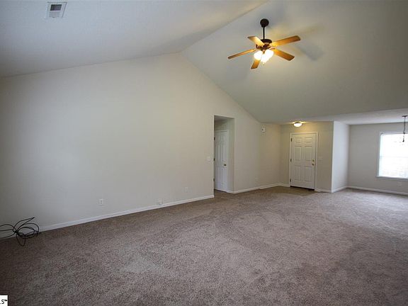 5th image of 146 Lauren Wood Cir