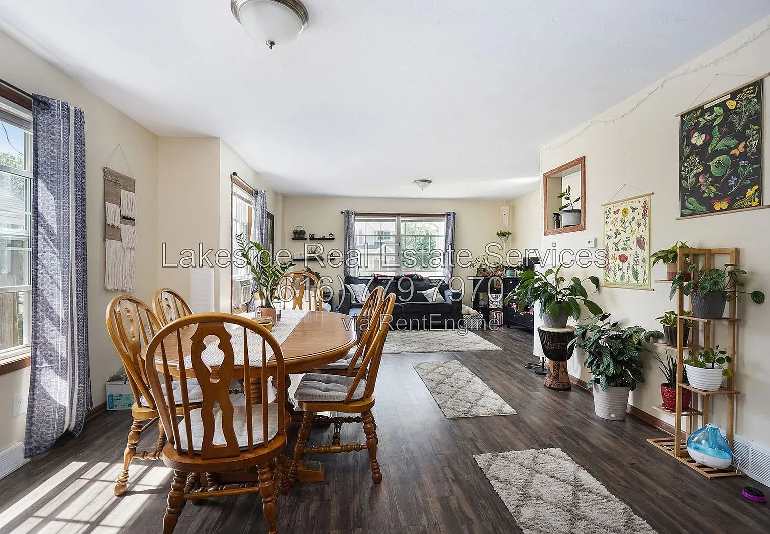 3 bed, 1.5 bath, 1230 sqft, $1,795 — Photo 4