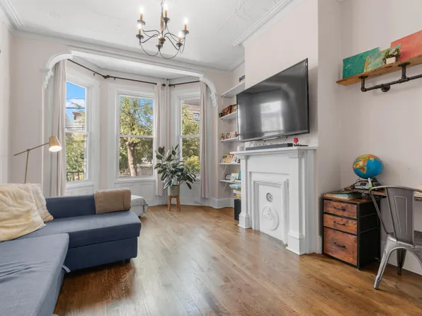 106 Reservoir Avenue image 4 of 27