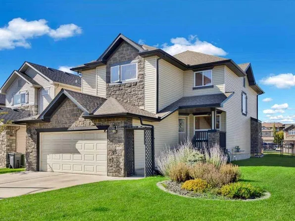 209 Crystal Green Point, Okotoks, AB T1S 2K7