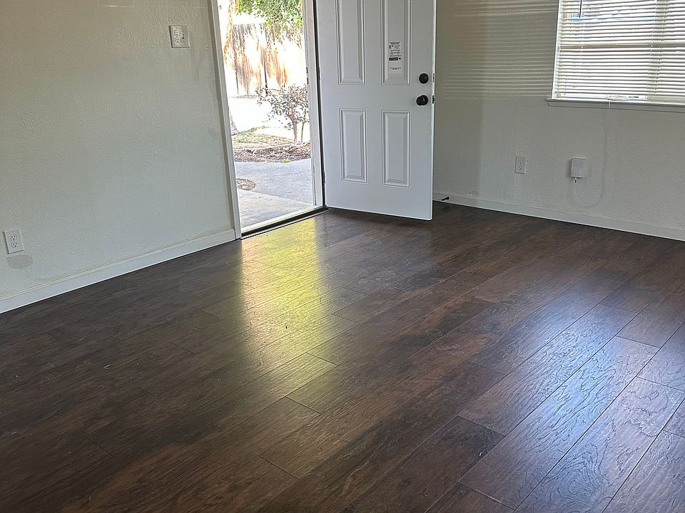 2nd image of 2309 Edison Ave Unit 2
