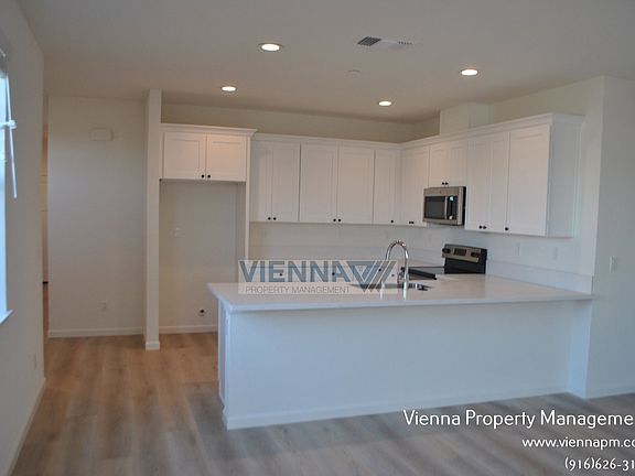 5th image of 7066 Auburn Blvd