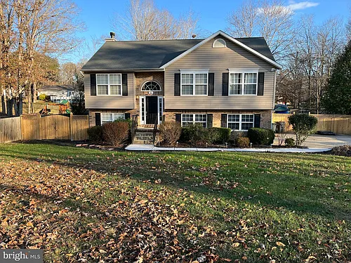50 Boundary Dr Photo 1