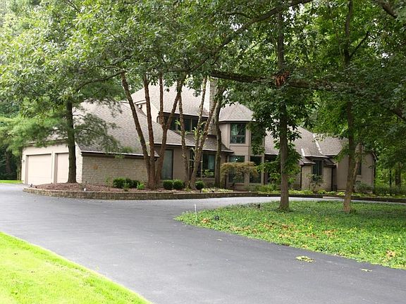 3rd image of 1564 Taylor Corners Cir