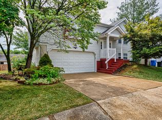 235 Highland Village Dr, Valley Park, MO 63088