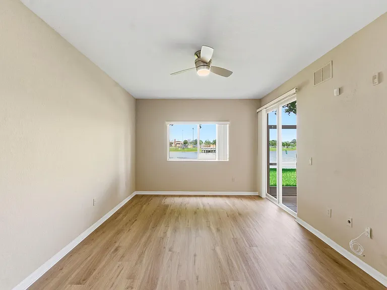 7765 Yardley Dr #107 — Photo 29