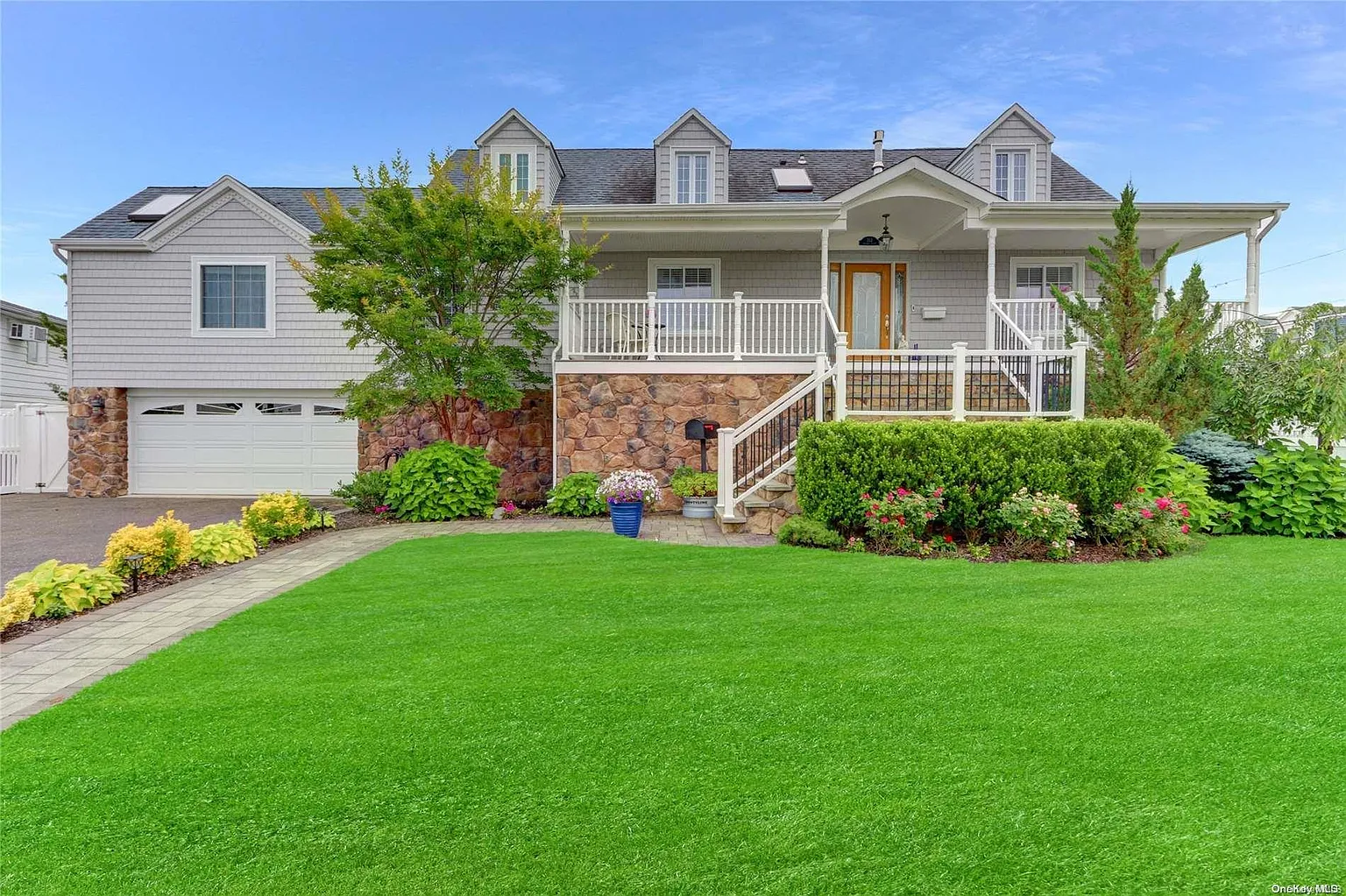 353 Wilson Place photo 1