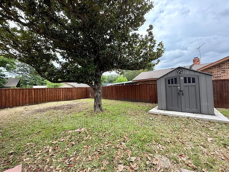 1506 Whiteoak Dr — Photo 21