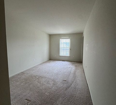 3rd image of 8471 Towne Center Cir N Building 7-95