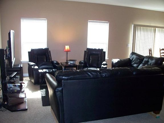 2nd image of 367 Vineland Place Dr