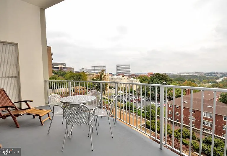 1200 N Nash St #532 — Photo 16