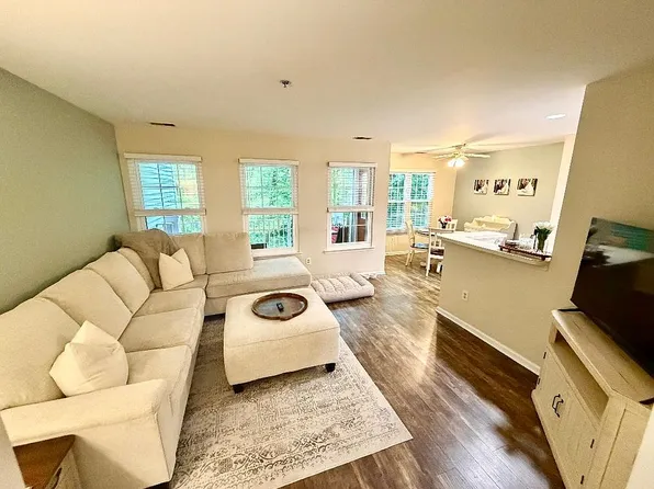 5407 Tudor Dr, Pompton Plains, NJ 07444