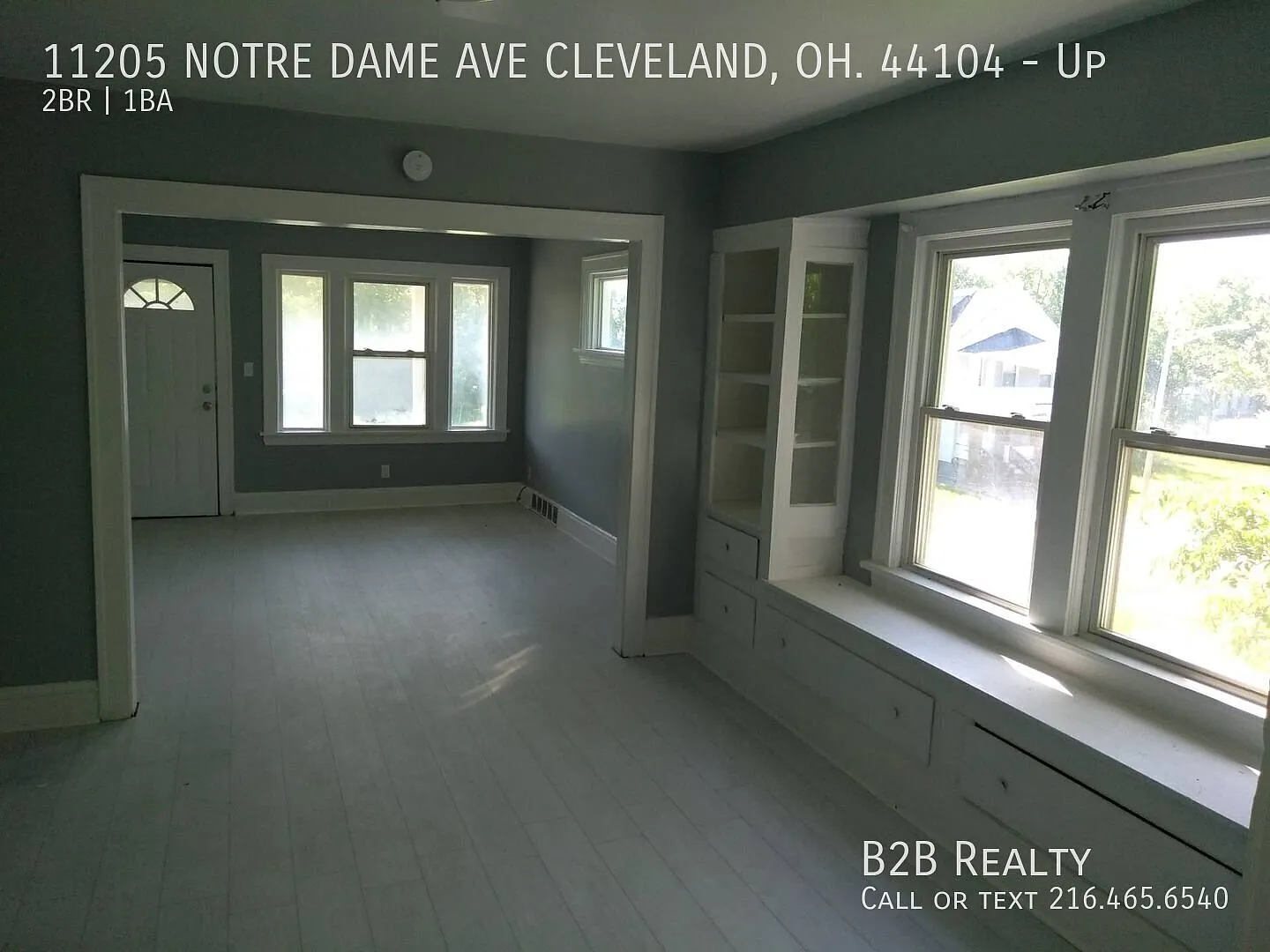 Charming 2-Bedroom Unit in Prime Location — Photo 4