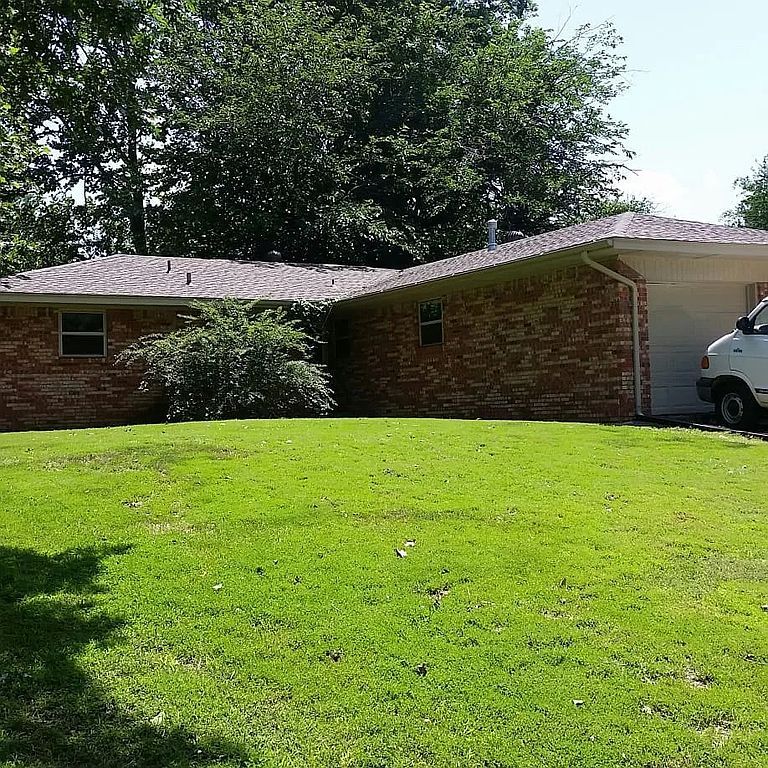 1402 Westbrooke Ter - Property Image