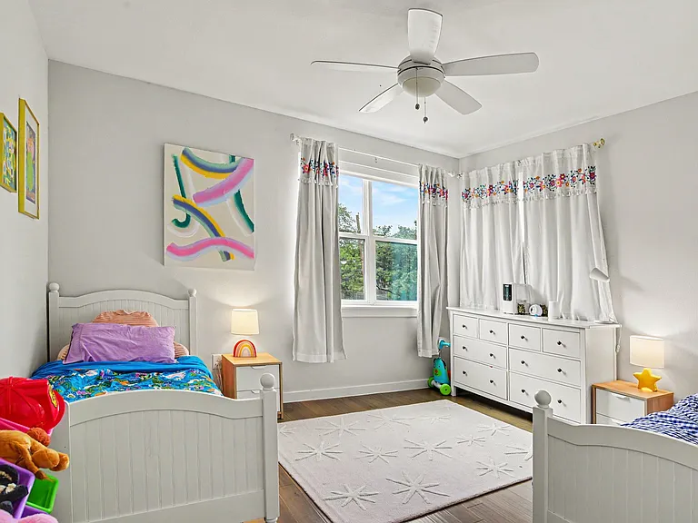 5349 Ellsworth Ave — Photo 10