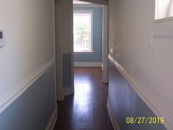 4th image of 164 N Leamington Ave