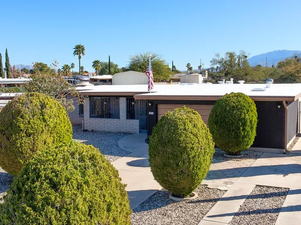 1821 S Rocky Mountain Dr, Tucson, AZ 85710