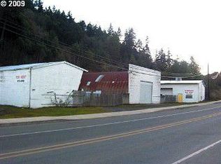 305 S Main St, Myrtle Creek, OR 97457