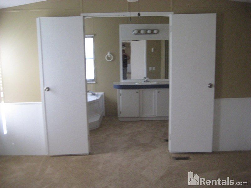 2nd image of 4711 Jock Dr