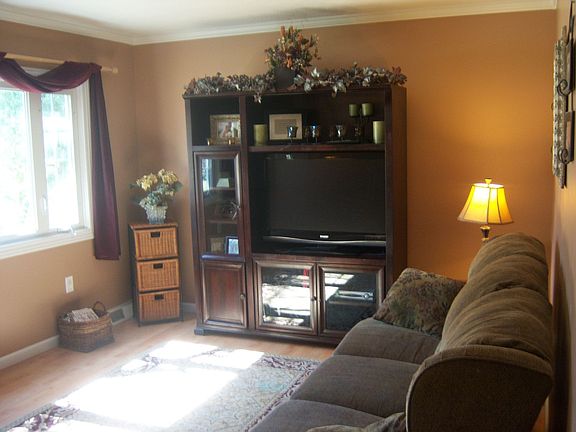 Spacious Living Room