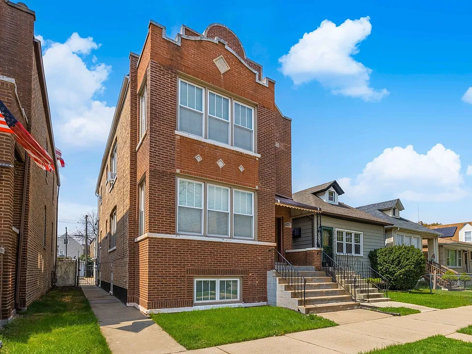 4418 S Francisco Ave #1