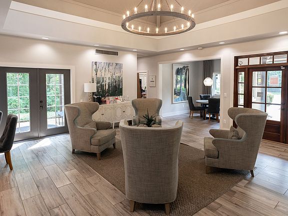 4th image of 1900 Rosemont Pkwy #307