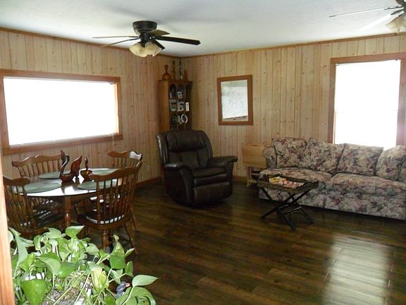 3rd image of 3060 County Road 4794