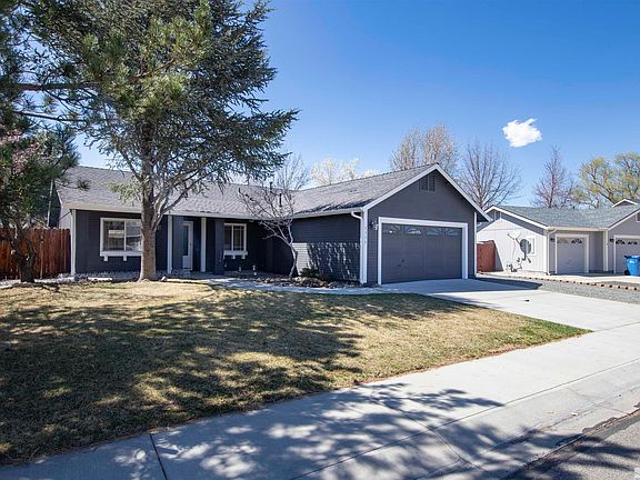 2nd image of 1335 Windsor Dr