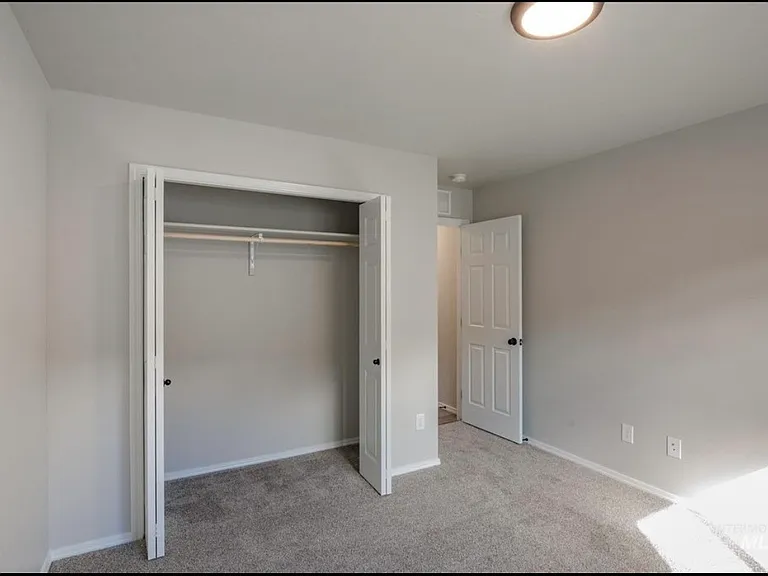 12808 Ashfield St — Photo 2