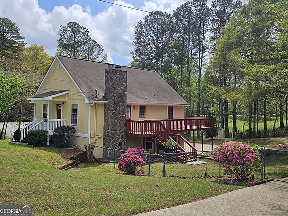 3rd image of 846 Idlewood Rd