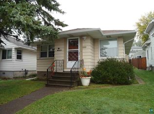 1215 E 9th St, Duluth, MN 55805