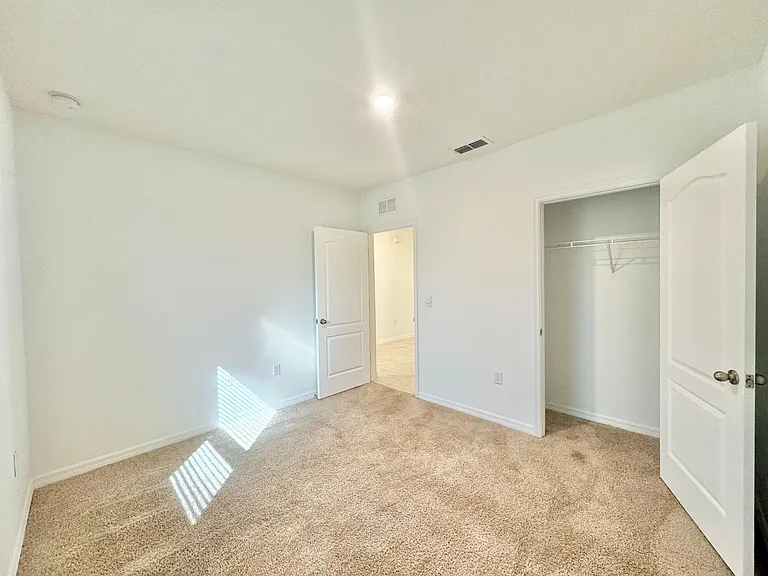 177 Sofia Ln — Photo 25