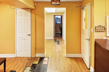 Sold by Thomas Lipovetsky, LREB