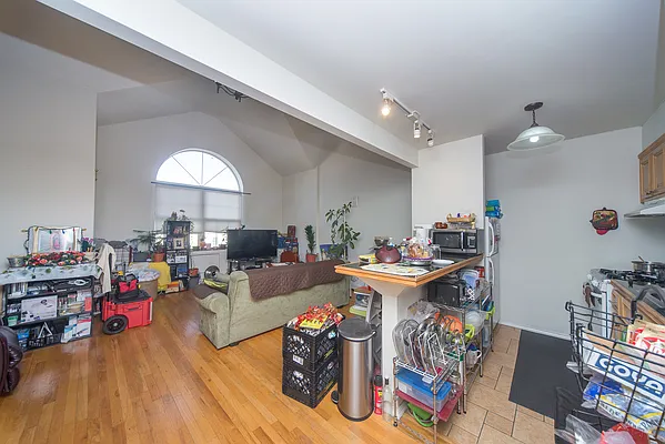 Rented by Voro NYC | media 5