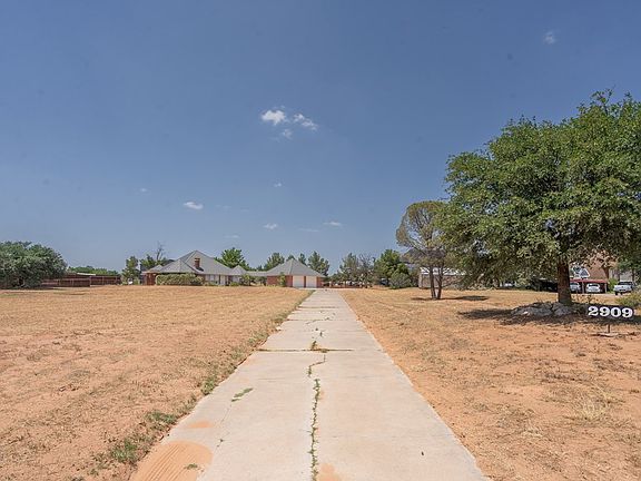 2nd image of 2909 Ann Dr