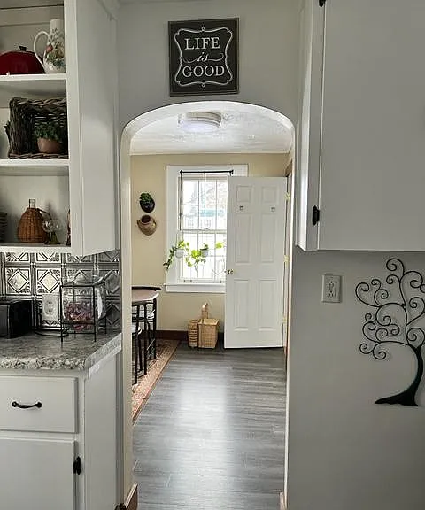422 Fulton St E — Photo 5