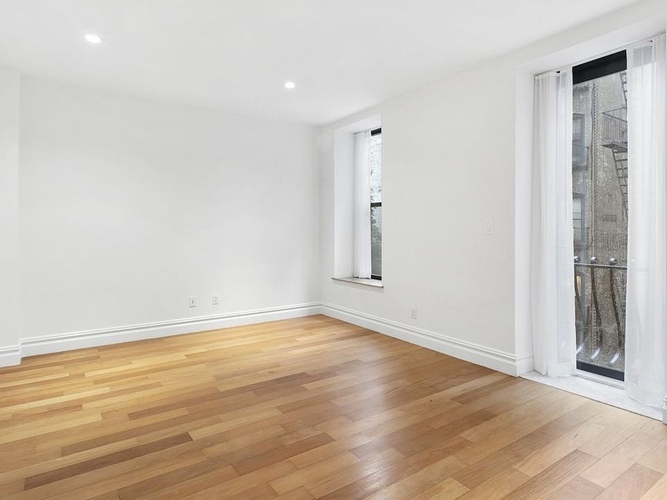1st image of 154 W 70th St #3RS