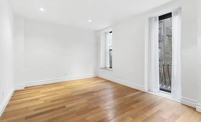 Rented by Compass | media 7