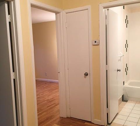 2nd image of 720 Dekalb Ave #1