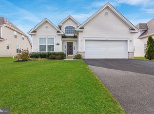 67 Honeysuckle Dr, Manahawkin, NJ 08050