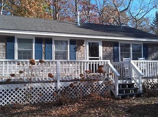 2 Bumpy Rd, Tisbury, MA 02568