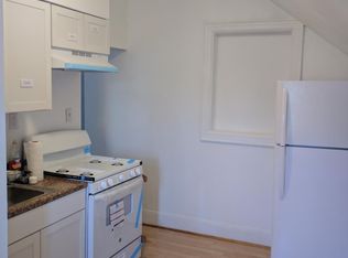 24 W 33rd St FLOOR 3, Bayonne, NJ 07002