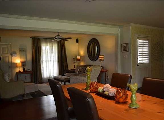 4th image of 122 Carolyn Dr