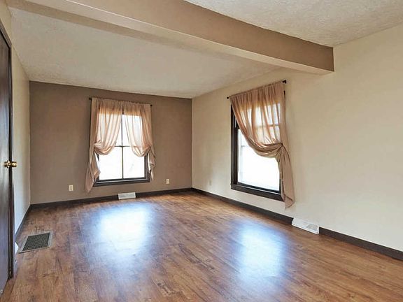 4th image of 650 Lee Ave