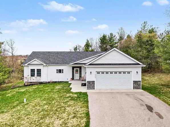 3293 Annies Way, Petoskey, MI 49770