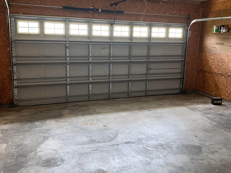 211 Royal Palms Ave — Photo 13