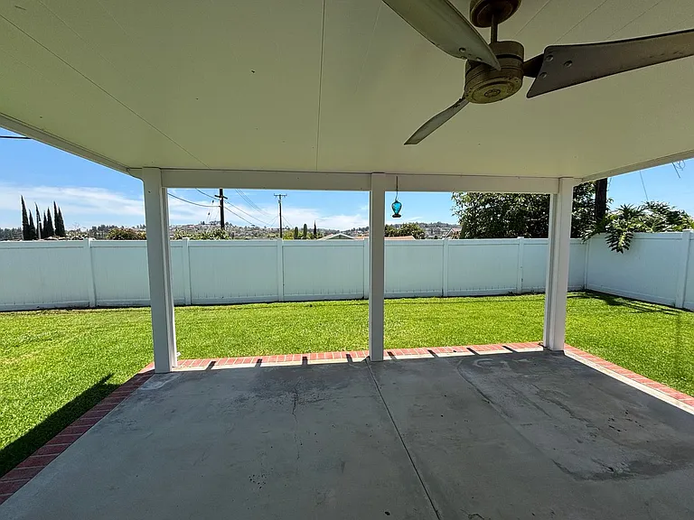 320 Buena Vista Ave — Photo 23